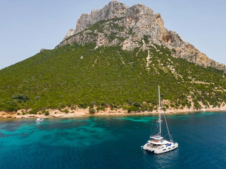 Noleggio barche Olbia economico Lagoon 55