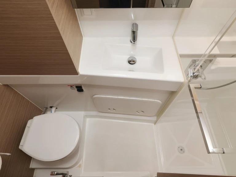 Catamarano a noleggio a Sukošan al miglior prezzo