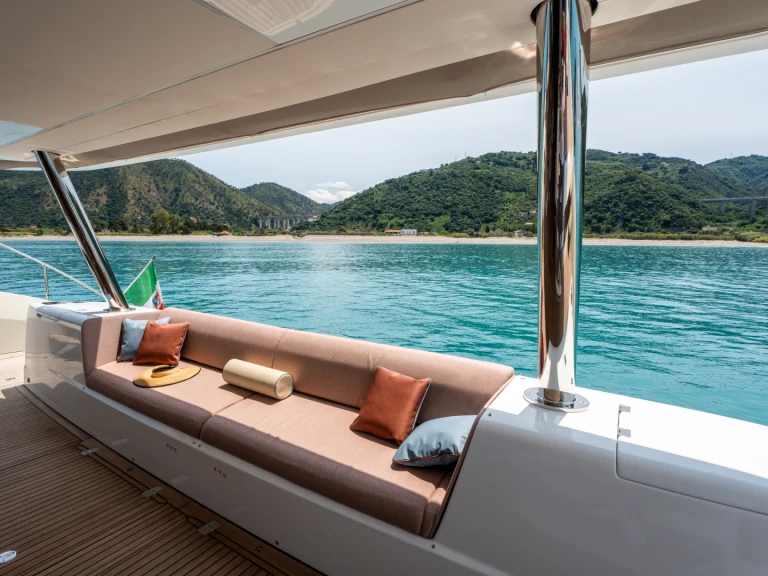 Catamarano a noleggio a Castellammare del Golfo al miglior prezzo