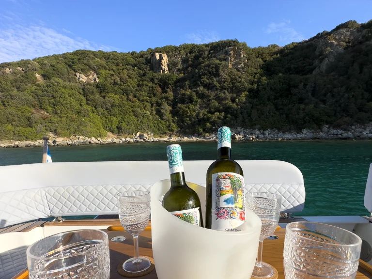 Noleggio Gommone con o senza skipper Dromor a Kavála