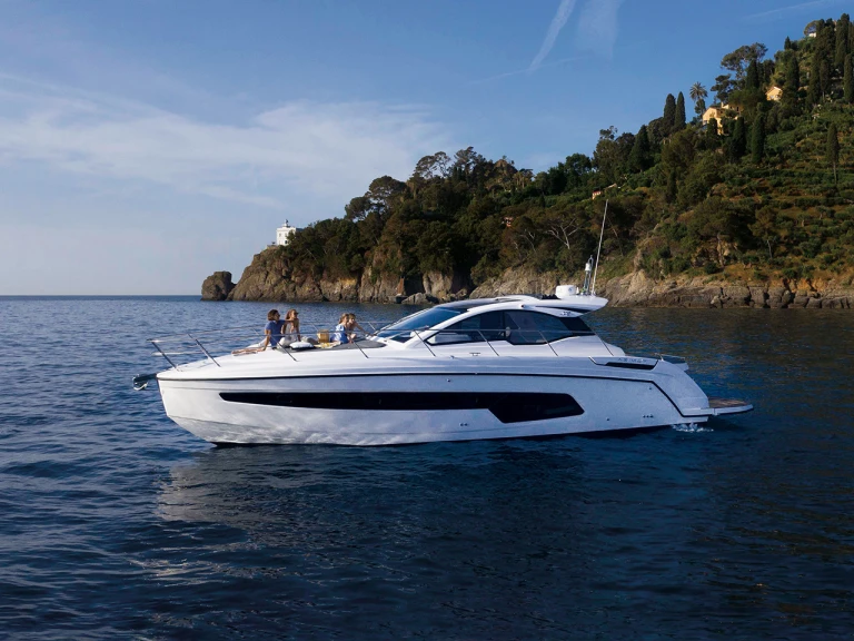Noleggio a Podstrana – Azimut Azimut Atlantis 45 su SamBoat