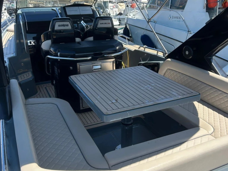 Noleggio Gommone Salpa con patente nautica