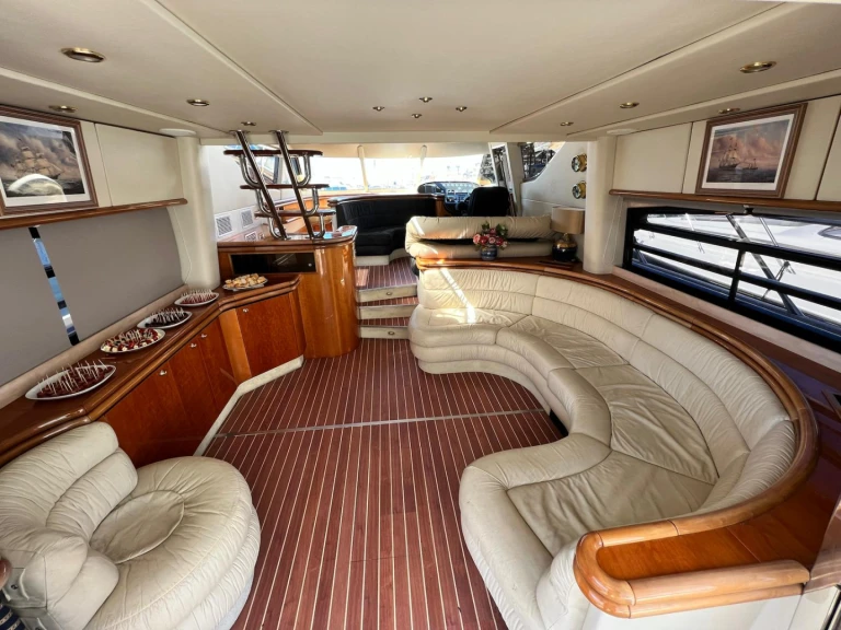 Noleggio Barca a motore a Vilamoura – others Sunseeker Manhattan 64