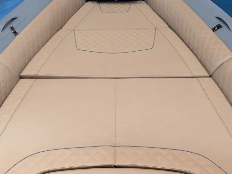 Bwa BWA 328 da affittare a  Ajaccio