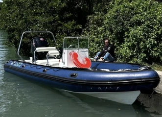 Noleggio a Aix-les-Bains – Zeppelin Zeppelin Command 22 VPRO su SamBoat