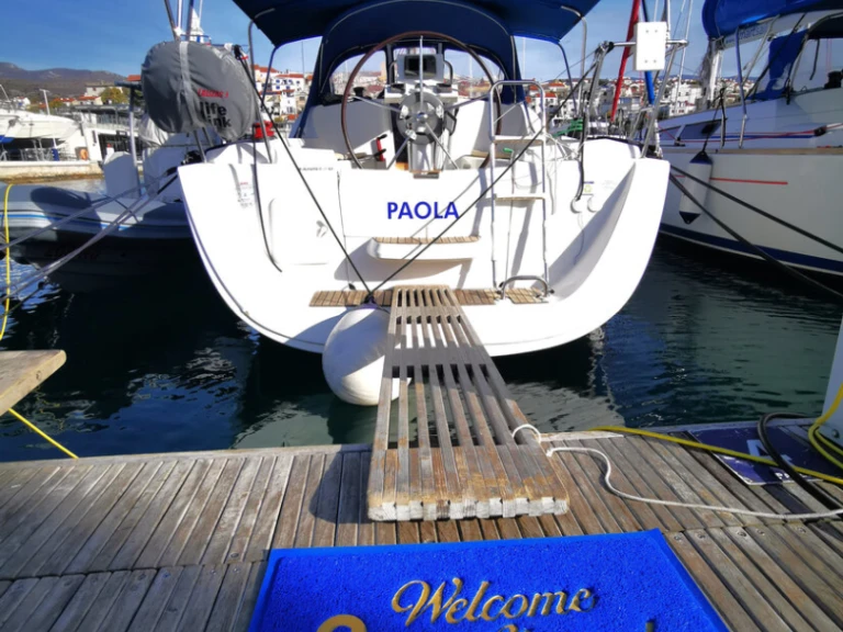 Noleggio Barca a vela Jeanneau con patente nautica