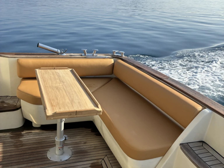 Noleggiare una ACM Dynastie  a Porquerolles