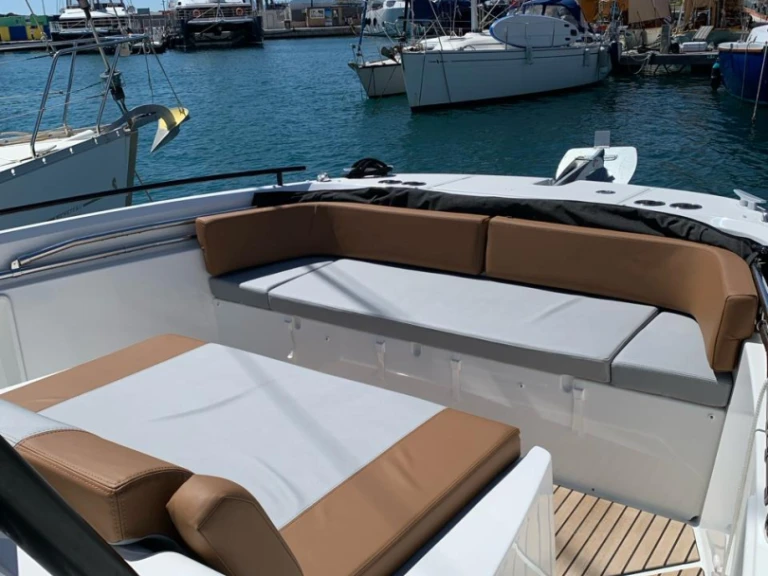 Noleggio barche Saint-Raphaël economico Flyer 9