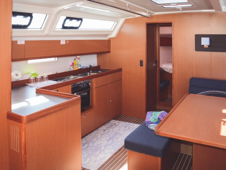 Bavaria Bavaria 46 Cruiser da affittare a  Messina