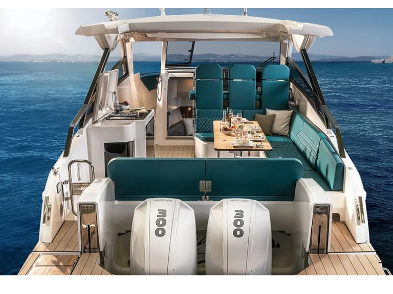 Bavaria Bavaria Vida 33 HT da affittare a  Golfo Aranci