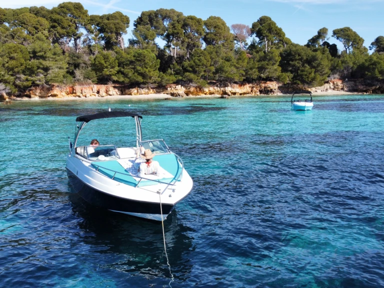 Noleggio a Port de Cannes Marina – Crownline Crownline 210 CCR su SamBoat