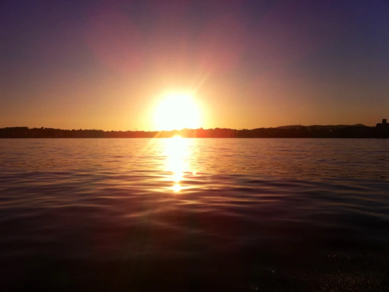 Barca a motore a noleggio a Antibes al miglior prezzo