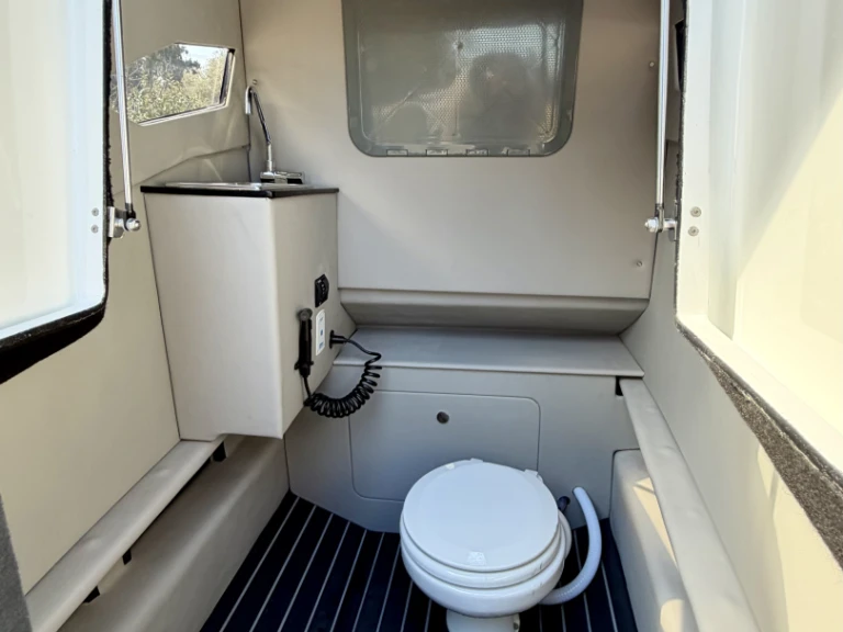 Noleggio a Corfù – Mazziena 26SP su SamBoat