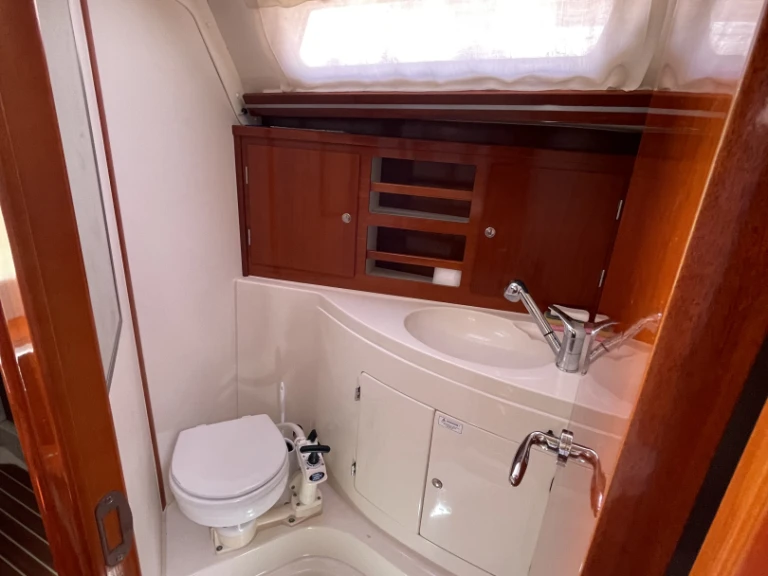 Noleggio barche Genova economico Hanse 411