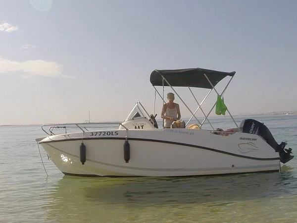 Quicksilver Activ 505 Open da affittare a  Olhão