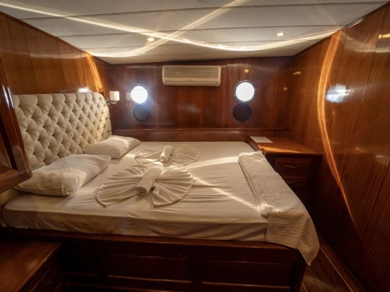 Noleggiare una  Gulet Queen Lila a Fethiye