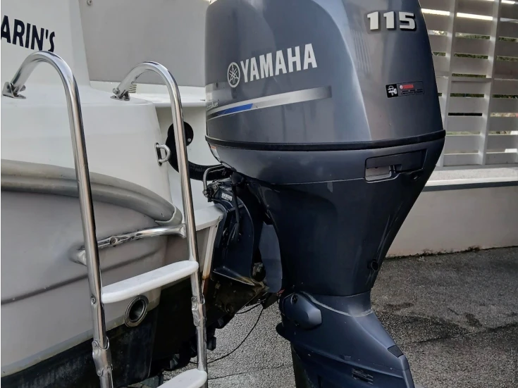 Noleggiare una Bénéteau Flyer 550 Open S2 a Aix-les-Bains