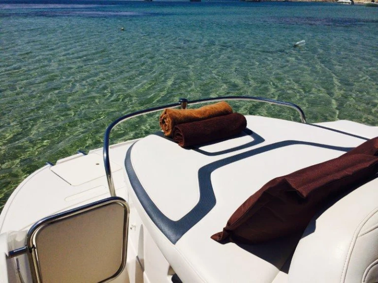 Noleggio barche Monterey Monterey 278 a Ibiza Town su Samboat