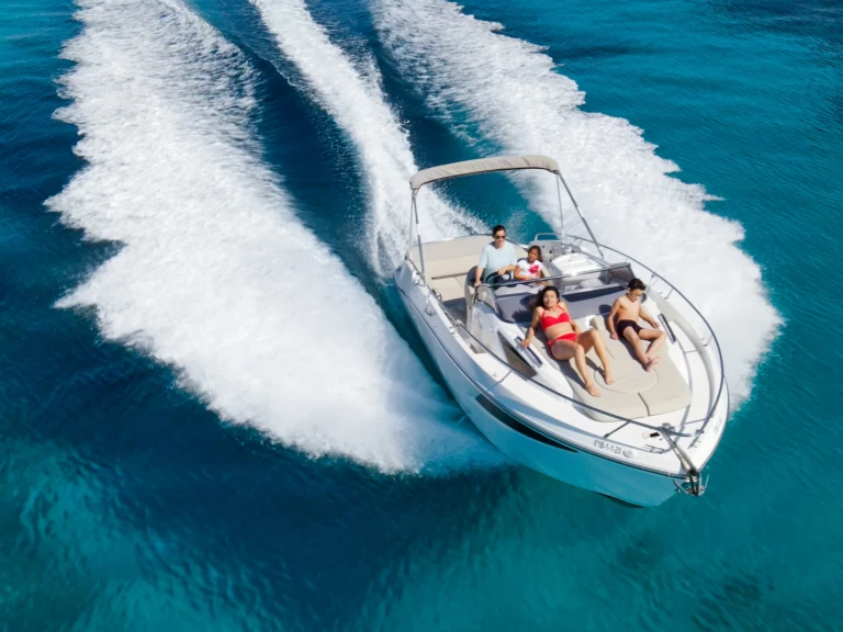 Noleggio barche Cranchi Endurance 30 a Marina Botafoch su Samboat