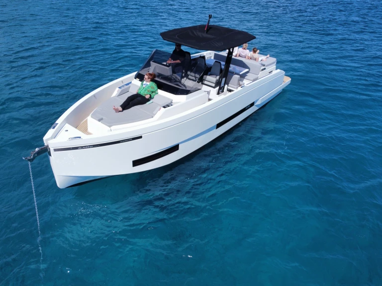 Noleggio a Marina Botafoch – De Antonio D32 su SamBoat