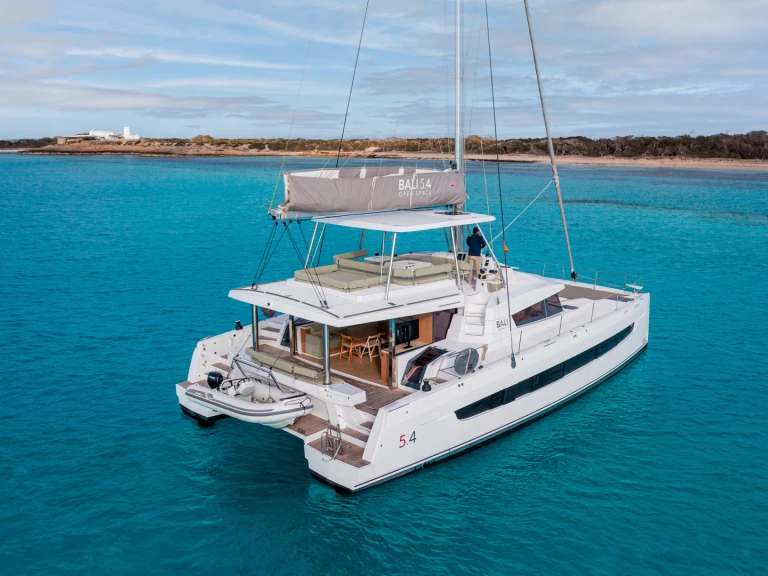 Catamarano a noleggio a Ibiza Town al miglior prezzo