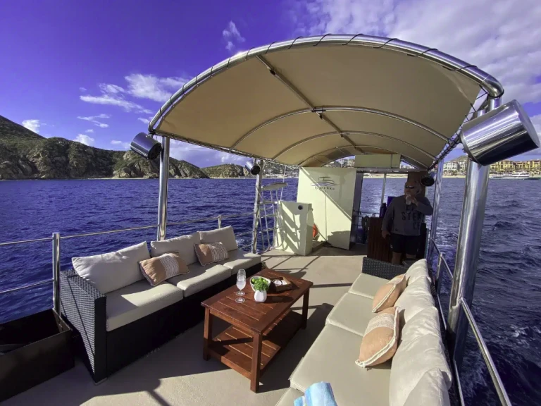 Noleggiare una Custom Made 20 a Cabo San Lucas