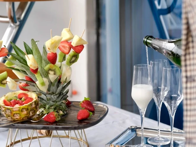 Noleggiare una Fairline Fairline 55 Fly a Galati Mamertino