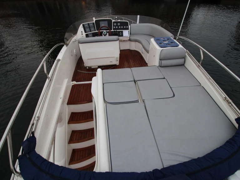 Noleggio barche Mentone economico T47