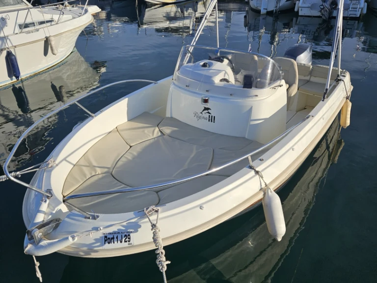 Noleggiare una Jeanneau Cap Camarat 5.5 Style a Mandelieu-la-Napoule