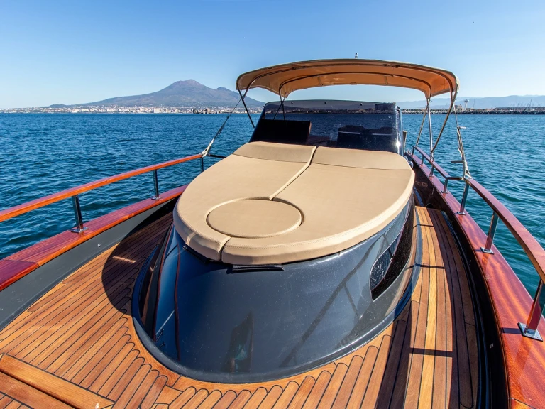 Noleggio barche Sorrento economico Positano Open 32