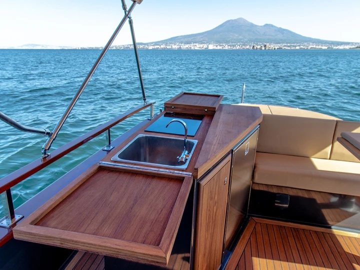 Noleggio barche Nautica Esposito Positano Open 32 a Sorrento su Samboat