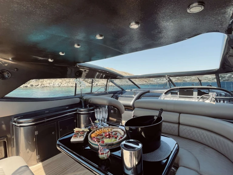 Noleggiare una Sunseeker 007 a Mykonos (Isola)