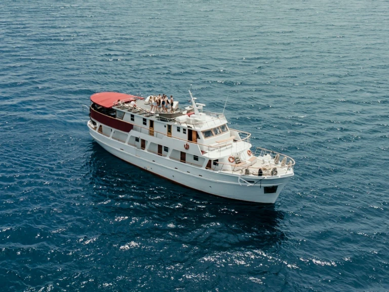 Betina Wooden Boat da affittare a  Almissa