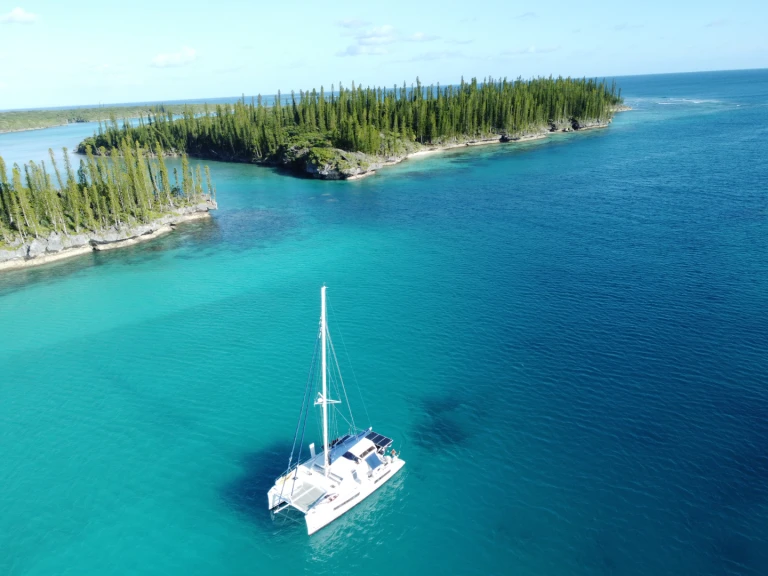 Noleggiare una Catana Catana 47 a Nouméa