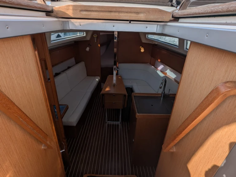 Noleggio a Rogosnizza – Bavaria Cruiser 34 su SamBoat