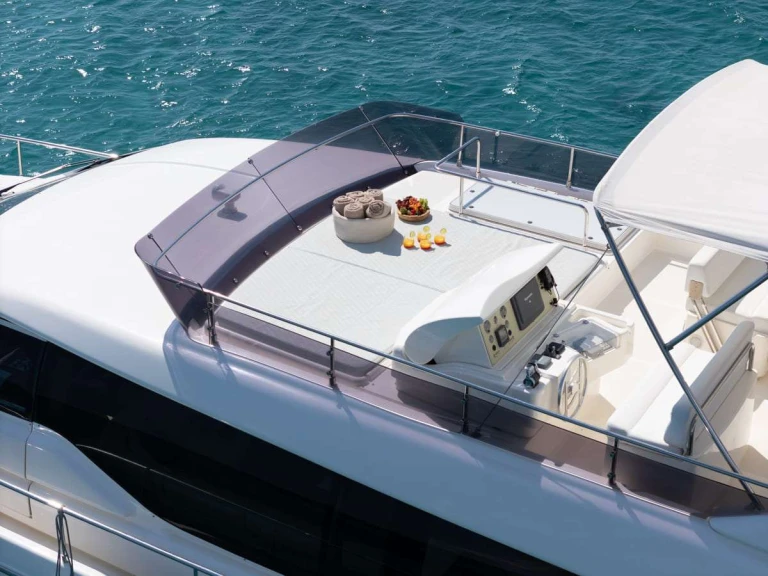 Ferretti ESCAPE da affittare a  Il Pireo