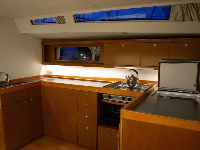 Noleggio Barca a vela Bénéteau con patente nautica