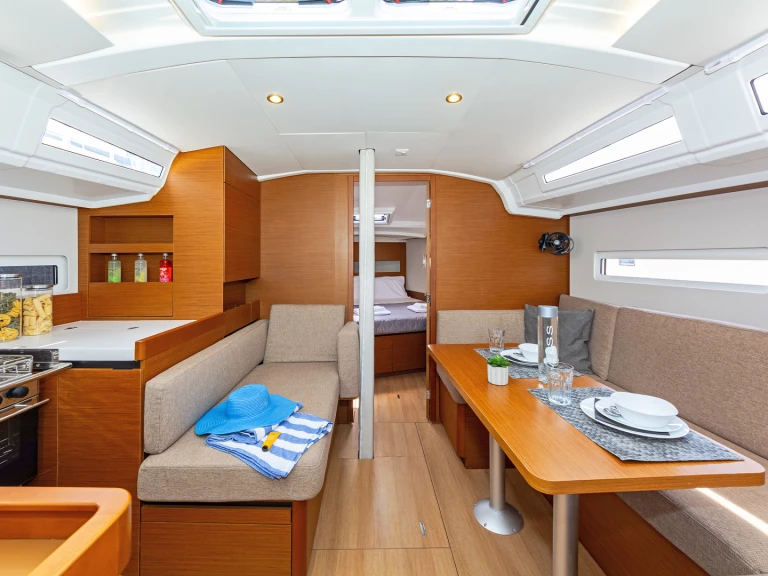 Noleggio Barca a vela a Álimos – Jeanneau Sun Odyssey 410
