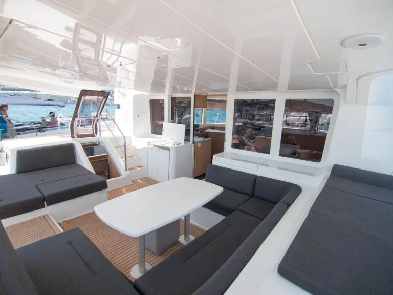 Catamarano a noleggio a Praslin Island al miglior prezzo