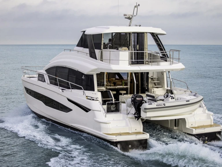 Noleggio Barca a motore Aquila con patente nautica