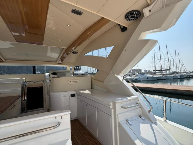 Noleggio Yacht di lusso a Amalfi – Cayman Yacht BoatVibe 58ft