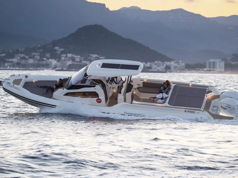 Noleggio barche Capelli Tempest 42 a Marine de Sant'Ambrogio su Samboat