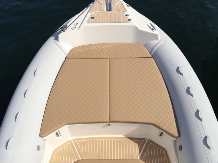 Noleggio barche Capelli 900 sun a Marine de Sant'Ambrogio su Samboat