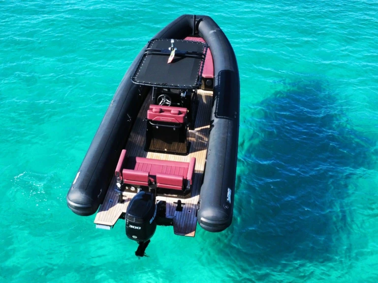 Noleggio barche Sea Water Sea Water Phantom 260 a Marina di Portisco su Samboat