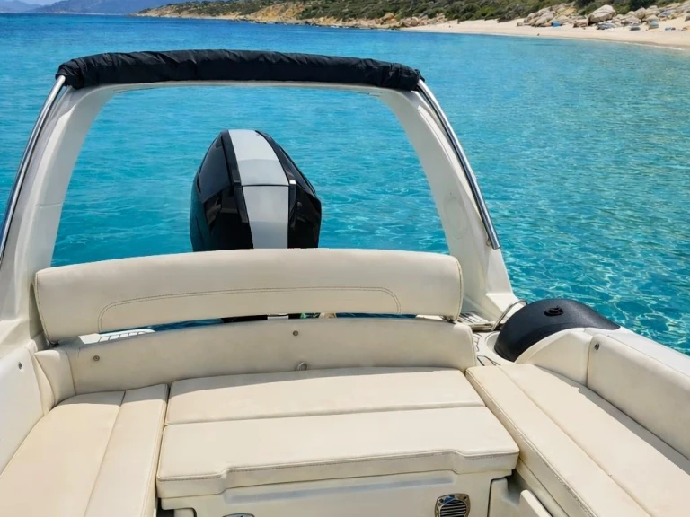 Noleggio barche Nuova Jolly Prince 24 a Portisco su Samboat