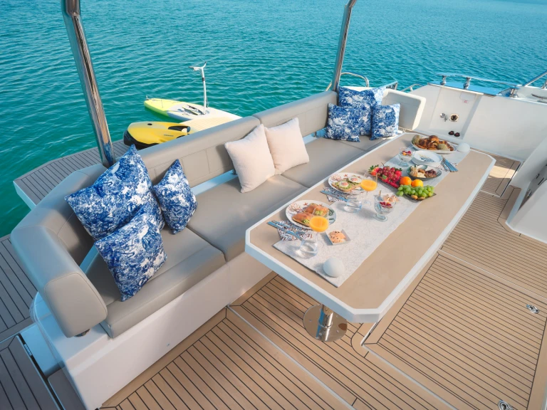 Noleggio Barca a motore Aquila con patente nautica