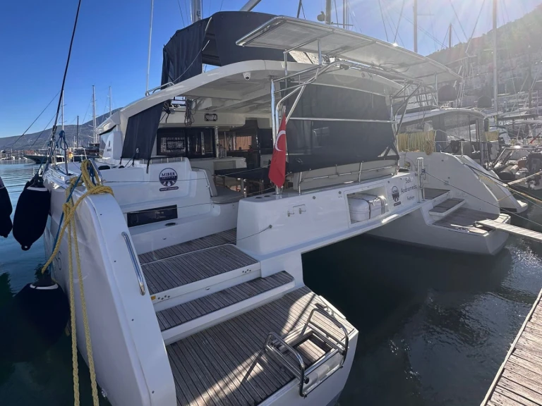 Noleggio barche Lagoon Lagoon 46 a Fethiye su Samboat