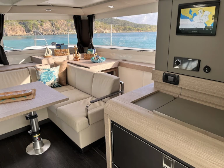 Noleggio a Tortola – Fountaine Pajot Elba 45 su SamBoat