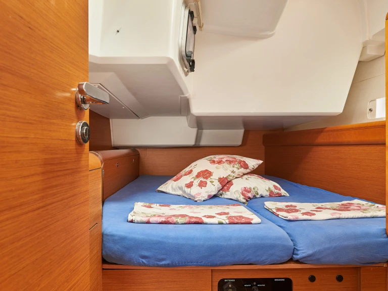 Noleggio barche Jeanneau Sun Odyssey 509 a Kallithea su Samboat