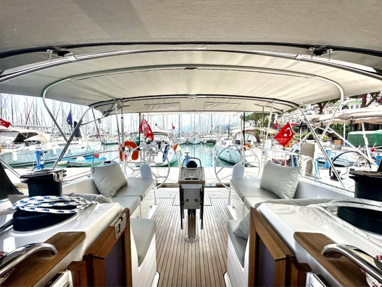 Noleggiare una Bavaria Cruiser 46 a Fethiye